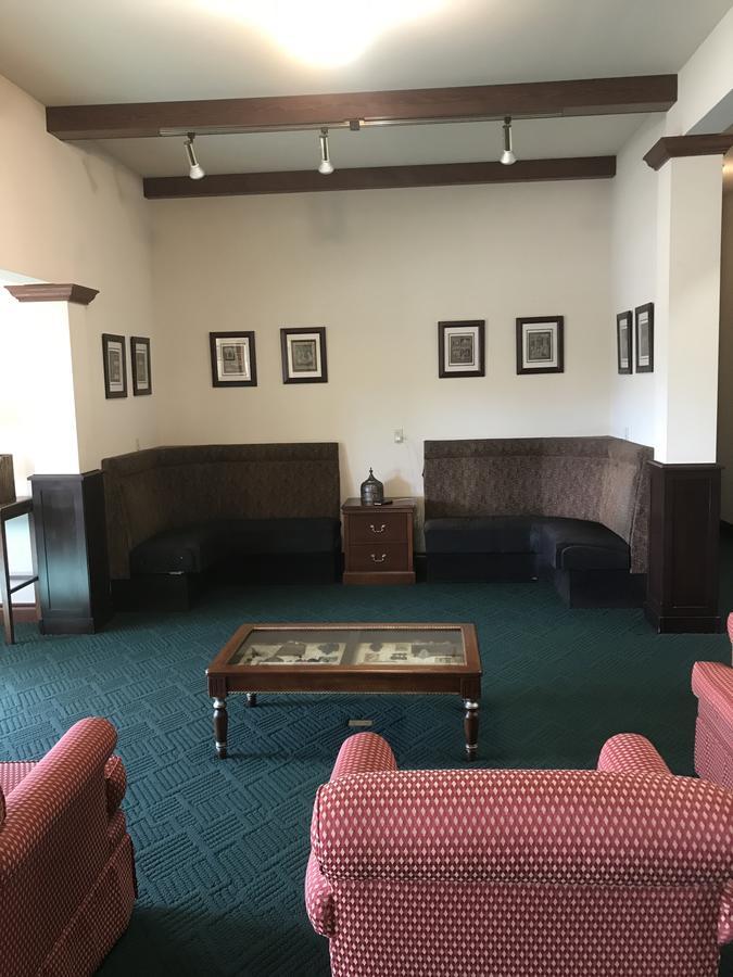 Nirvana Inn & Grill Ellensburg Dış mekan fotoğraf